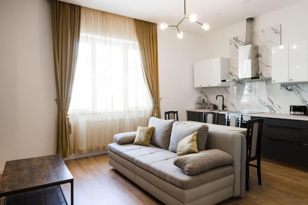 טימישוארה Joy City Stay Piatra Craiului 8 מראה חיצוני תמונה